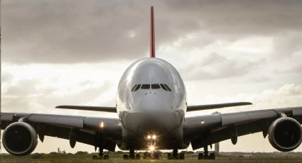 Cuál es el avión comercial más grande del mundo en 2025 y cuántos pasajeros puede transportar