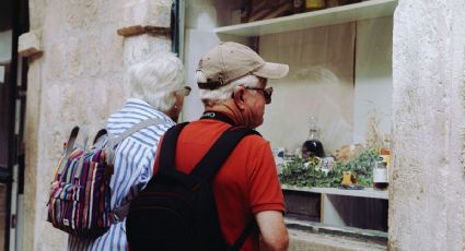 Así puedes tramitar por primera vez la tarjeta del INAPAM para obtener descuentos al viajar