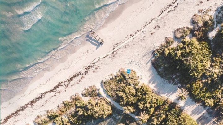El cuyo, la playa de arenas blancas y aguas turquesa que es un paraíso para vacacionar