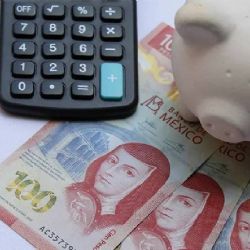 Cuesta de enero: ¿Cómo ahorrar dinero para planear tus viajes en 2026?