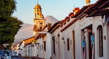 Conoce el ÚNICO Pueblo Mágico de Colima, custodiado por un Volcán de Fuego