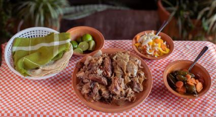 ¿Cuál es el mejor Pueblo Mágico de Michoacán para probar las carnitas, según la IA?