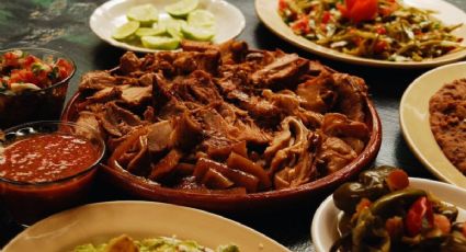 ¿Cómo llegar en autobús al mejor Pueblo Mágico de Michoacán para probar carnitas?