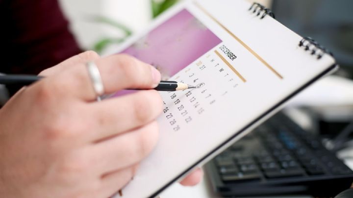 Calendario con los días de descanso OBLIGATORIOS para todo el año 2026