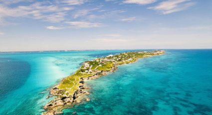 La isla del Caribe mexicano que te cautivará con sus aguas cristalinas