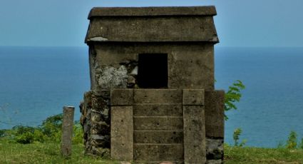 ¡No es Tulum! La zona arqueológica en lo alto de una montaña y con vista al mar