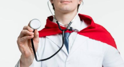 Médicos viajan miles de kilómetros para atender a personas que nunca han tenido acceso a un hospital