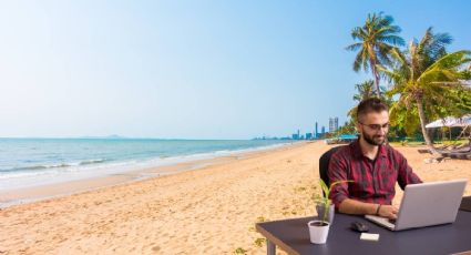 Trabajar desde la playa: el curioso "home office" en California que se hizo viral