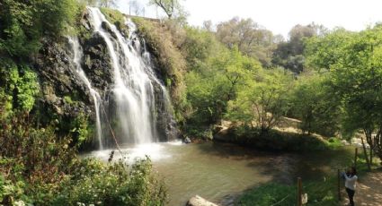 El pueblito del Edomex entre cascadas, lagunas y albercas para huir del calor en marzo