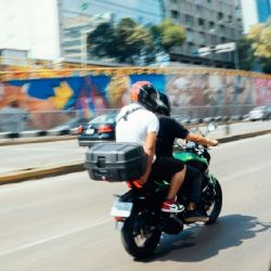 Hoy NO circula 5 de marzo 2026: ¿Qué autos descansan por contingencia?