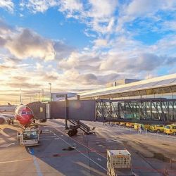 ¿Cuáles son los vuelos con destinos de ciudad para viajar desde el AIFA en vacaciones 2026?