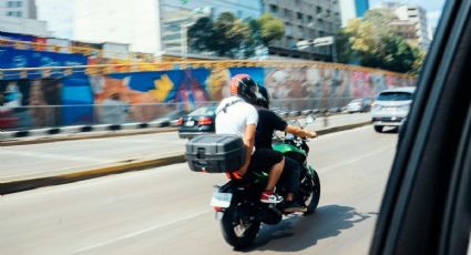 Hoy NO circula 5 de marzo 2026: ¿Qué autos descansan por contingencia?