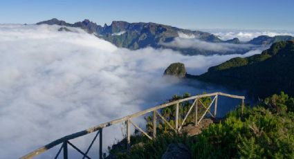 El Pueblo Mágico de Hidalgo con un NUEVO mirador para vistas entre cañones y aguas termales
