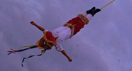 Así es la danza de los voladores de Cuetzalan que da vida a un Pueblo Mágico