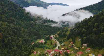 ¿Cómo llegar a los Pueblos Mágicos cerca de Puebla con bosques, presas y vistas naturales únicas?