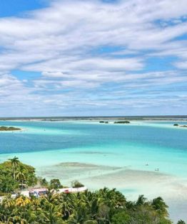 ¿Cómo usar el Tren Maya para visitar la Laguna de Siete Colores en vacaciones?