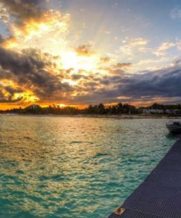 ¿Cuáles son los mejores atractivos que puedes conocer en el corazón de Mahahual en vacaciones?