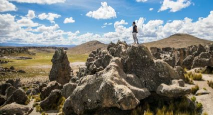 Este Pueblo Mágico cuenta con un valle de piedras encimadas perfecto para hiking