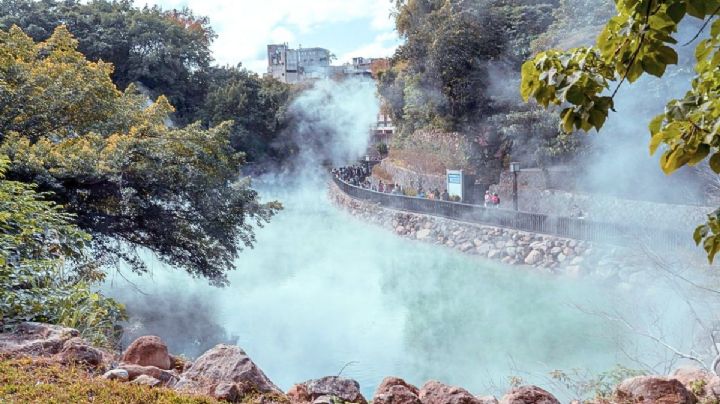 Día del Padre: El balneario para nadar de noche entre aguas termales por menos de $200