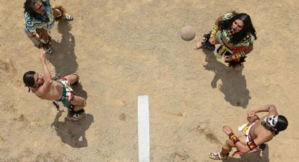 INAH comparte figuras de jugadores de pelota encontradas en El Opeño, Michoacán