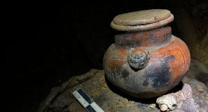INAH descubre cueva con 179 piezas arqueológicas de más de 1,100 años de antigüedad en Chiapas