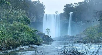 La cascada que te hace sentir en la luna y puedes disfrutar en las vacaciones de verano