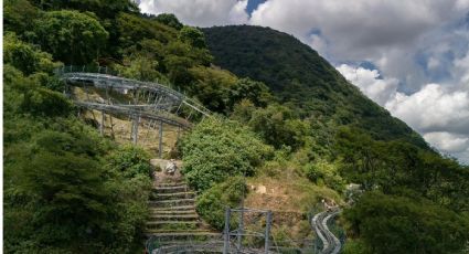 El pueblito de Veracruz con un tobogán entre las montañas para viajes de adrenalina