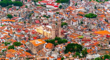 ¿Cuánto es de casetas al Pueblo Mágico famoso por su platería y pozole verde?