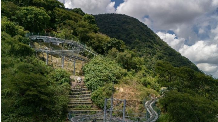 El pueblito de Veracruz con un tobogán entre las montañas para viajes de adrenalina