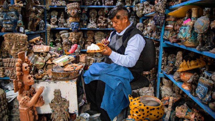 El mercadito de la CDMX para comprar alebrijes, joyería, barro negro y textiles artesanales