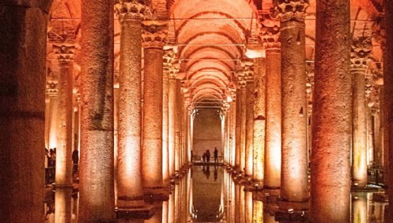Las albercas "romanas" que puedes disfrutar sin salir de México