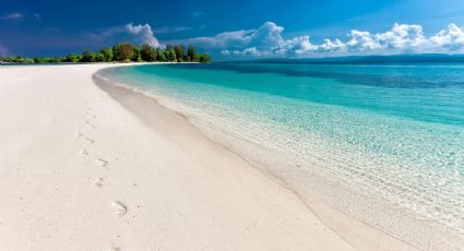 ¿Cuál es el mejor pueblito con playa cerca de Toluca para ir en la primera quincena de agosto?